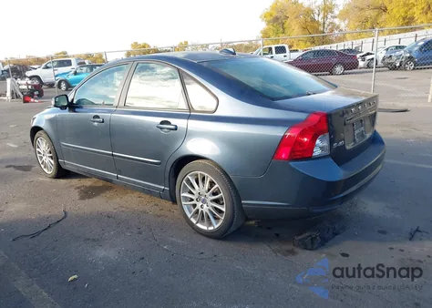 2010 Volvo S40 2.4I z USA, uszkodzony, nr VIN YV1382MS3A2500327